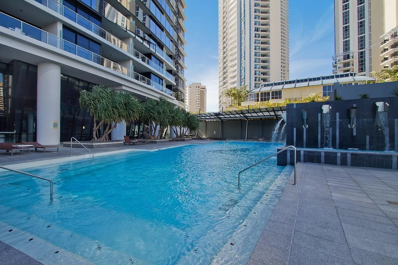 Circle On Cavill, Apartments And Sub Penthouses - We Accommodate Gold Coast