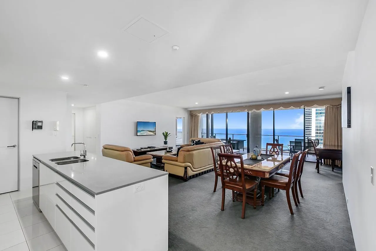 Circle On Cavill, Apartments And Sub Penthouses - We Accommodate Gold Coast