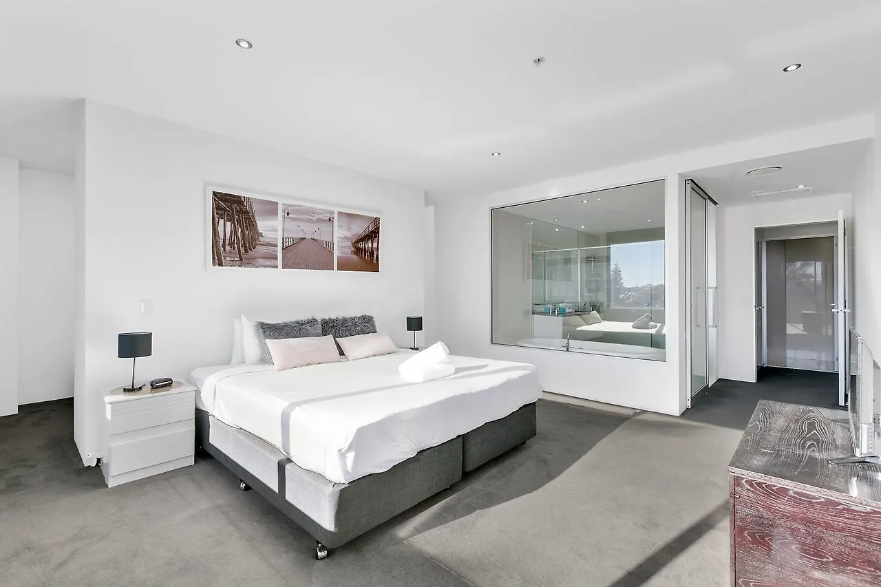 Circle On Cavill, Apartments And Sub Penthouses - We Accommodate Gold Coast Australia