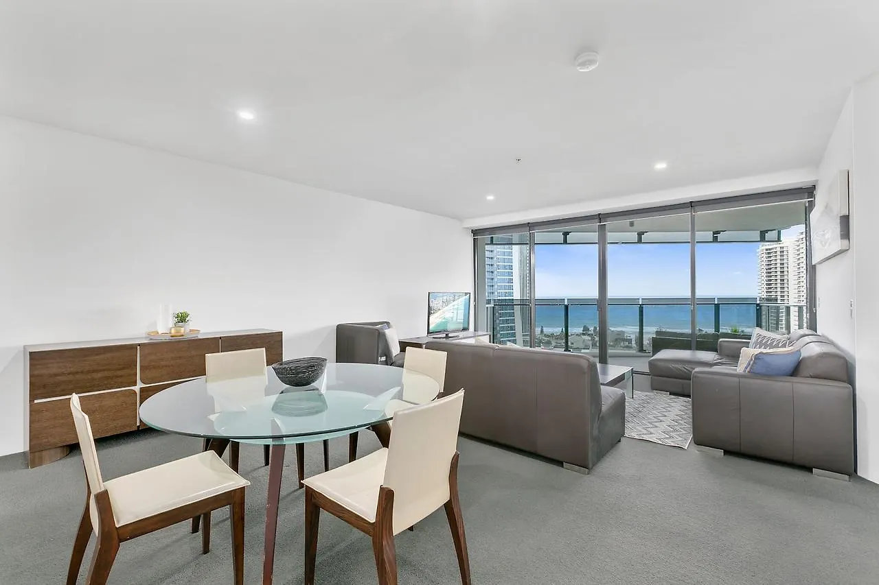 Circle On Cavill, Apartments And Sub Penthouses - We Accommodate Gold Coast