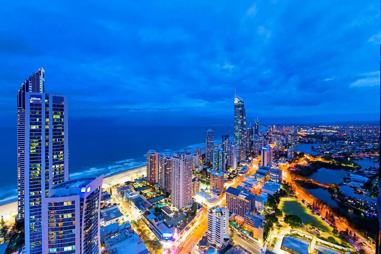 Circle On Cavill, Apartments And Sub Penthouses - We Accommodate Gold Coast