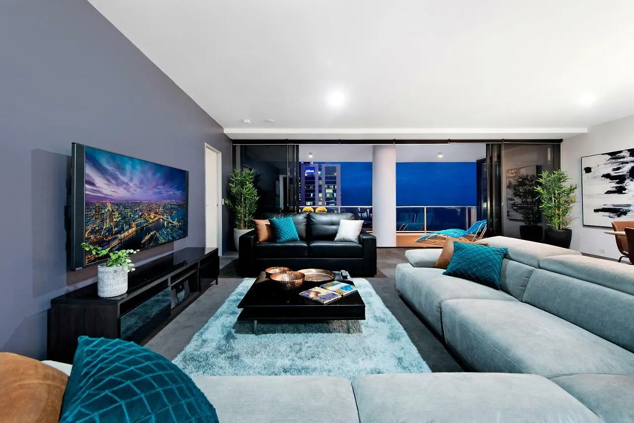 Circle On Cavill, Apartments And Sub Penthouses - We Accommodate Gold Coast