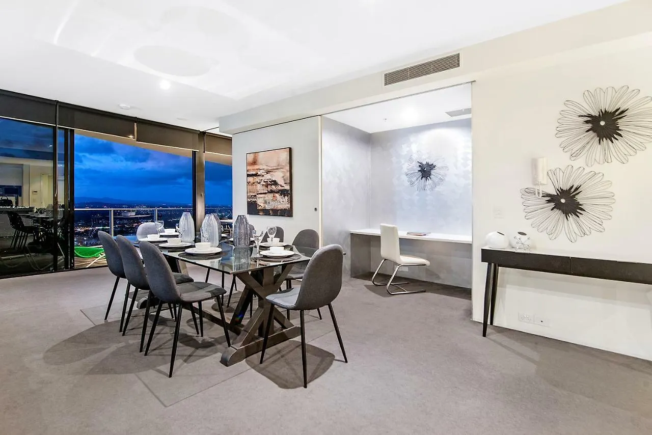 Circle On Cavill, Apartments And Sub Penthouses - We Accommodate Gold Coast Australia