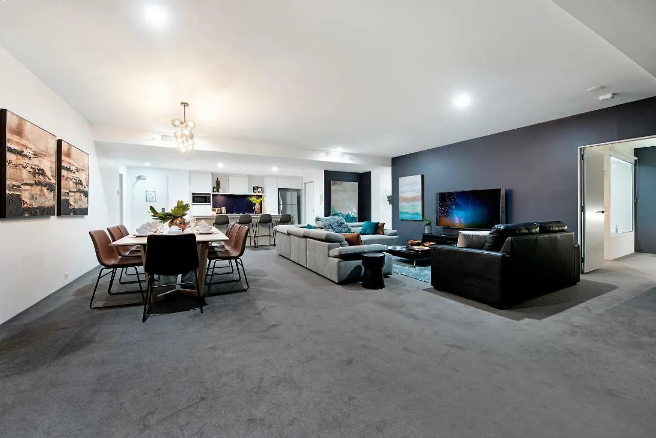 Circle On Cavill, Apartments And Sub Penthouses - We Accommodate Gold Coast 0*,