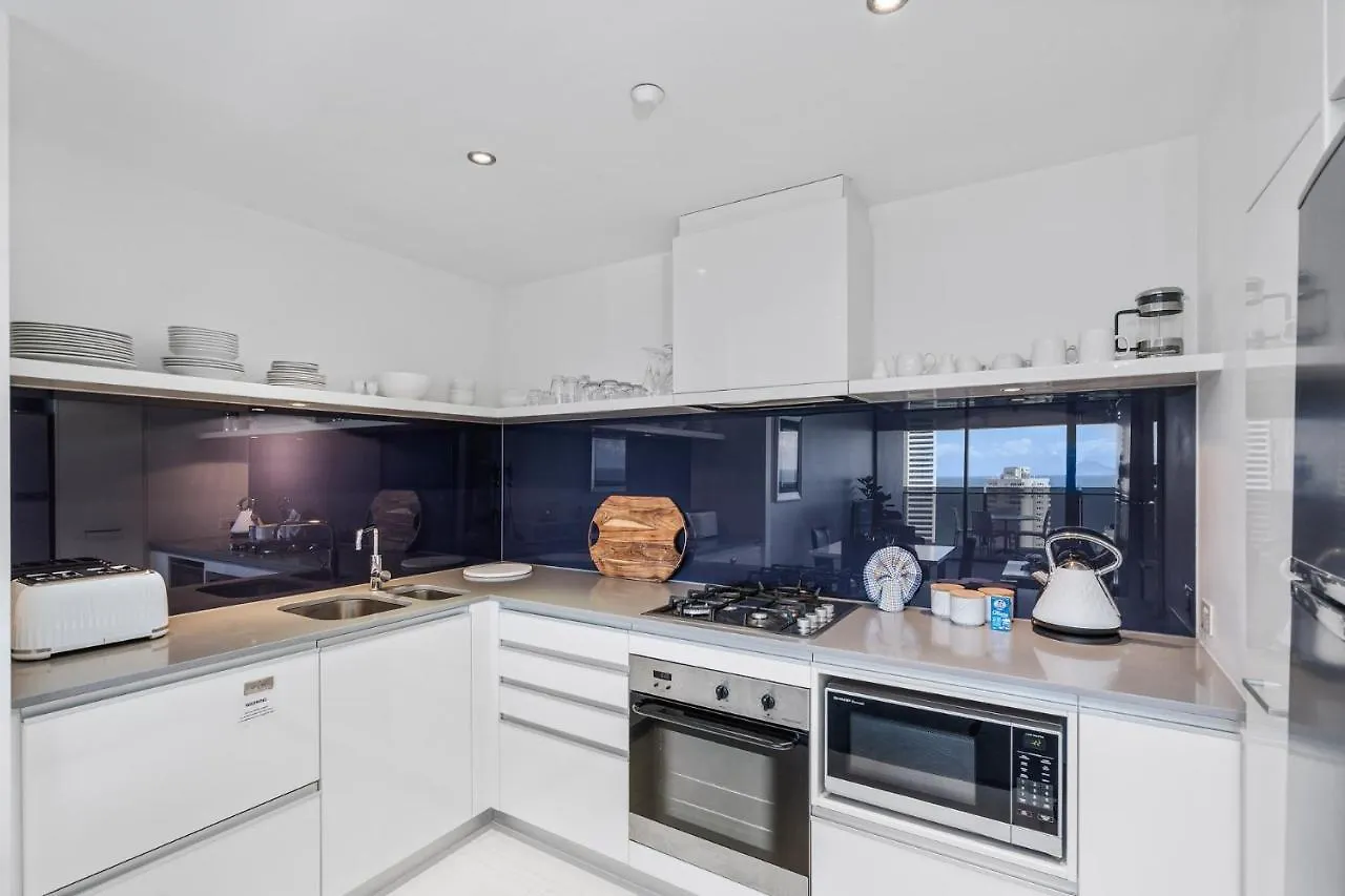 Circle On Cavill, Apartments And Sub Penthouses - We Accommodate Gold Coast