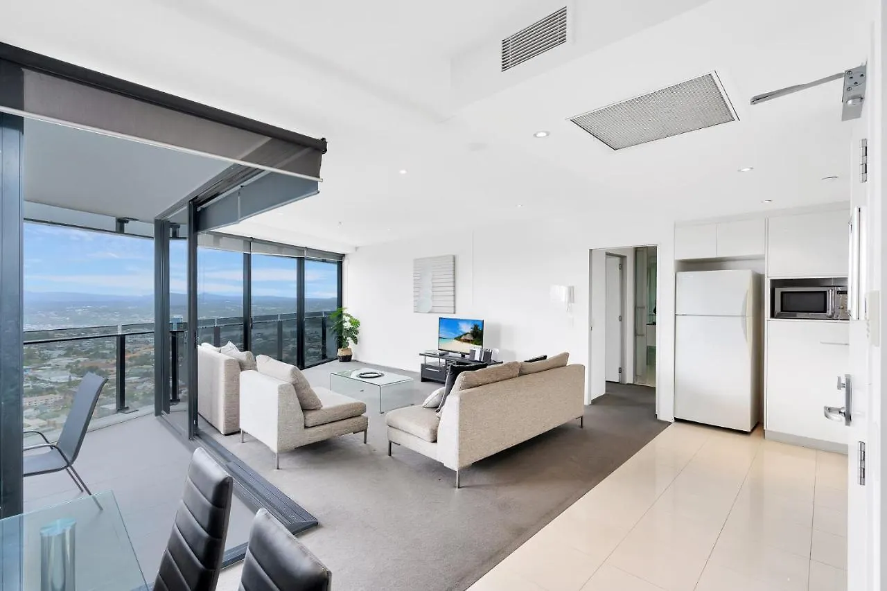 Circle On Cavill, Apartments And Sub Penthouses - We Accommodate Gold Coast